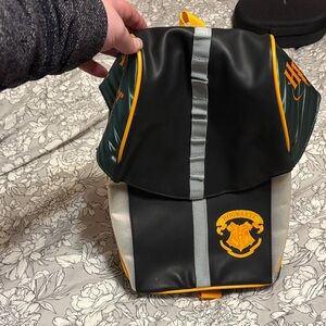 Black and Yellow Harry Potter an the sorcerers stone backpack (Thermos) NWT